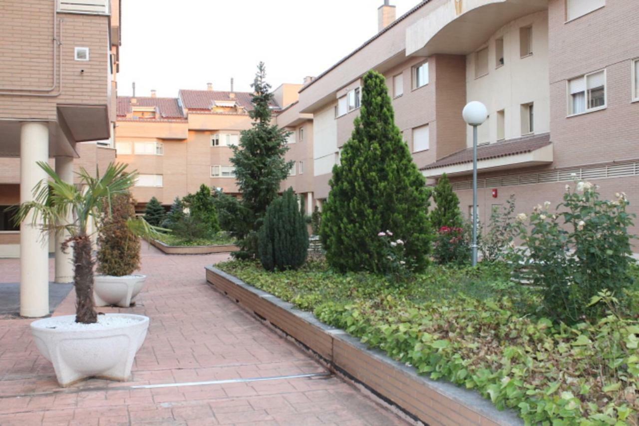 Alameda Del Tormes Apartment Santa Marta de Tormes Ngoại thất bức ảnh